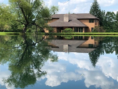 (private lake, pond, creek) Home For Sale in Medina Ohio