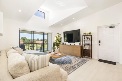 Beautifully renovated 2-bedroom, 2-bathroom condo offering 1,064 - photo 2
