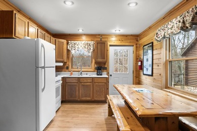 Spacious and welcoming, this 3-bedroom, 3-bath Beaver Creek - photo 9
