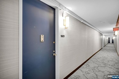 *LUXURY 16TH-FLOOR CONDO* Perched high on the 16th floor of one