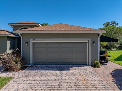 Under contract-accepting backup offers. You don't want to miss - photo 6