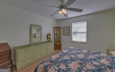 Charming updated waterfront home on Lake Hartwell in Martin, GA! - photo 8