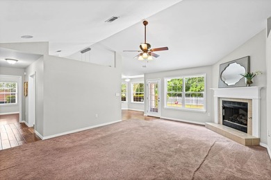 Welcome home to the winning combination of warmth, style, and - photo 11
