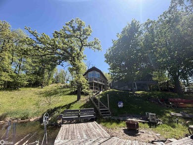 Cozy Lakefront Retreat With Incredible Views and bonus it comes - photo 2