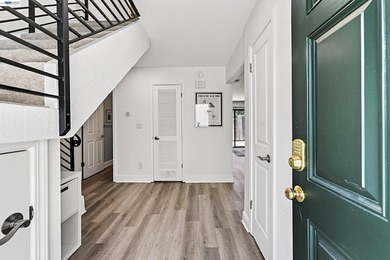 STYLISHLY UPDATED - MOVE-IN READY - THE TOWNHOUSE TO BUY IN TWO - photo 3