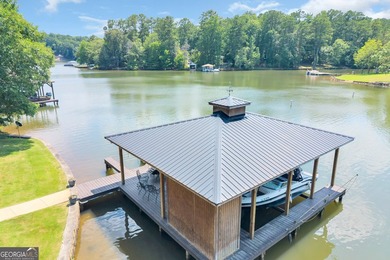 4Bedroom Lakefront Home with rustic charm & modern finishes. - photo 13