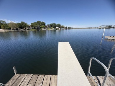 Cozy Lakefront Retreat With Incredible Views and bonus it comes - photo 4