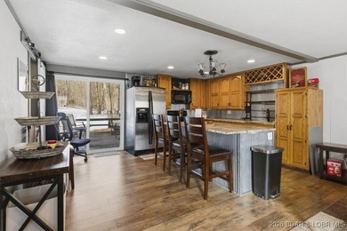 Welcome to this beautifully remodeled 3 bedroom, 2 bathroom - photo 15
