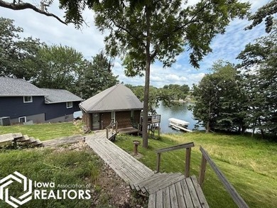Cozy Lakefront Retreat With Incredible Views and bonus it comes - photo 6