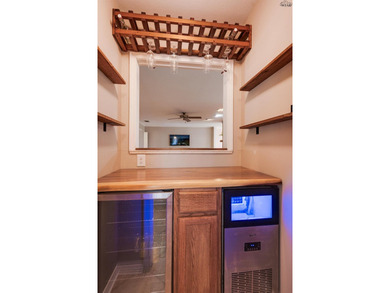 Prime location near MSU & Sikes Lake, with a convenient commute - photo 16