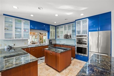 A truly exceptional offering within a secure gated enclave - photo 20