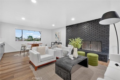 Welcome to Huntington Harbour! Located in the prestigious - photo 21