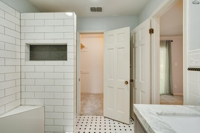 Prime location near MSU & Sikes Lake, with a convenient commute - photo 26