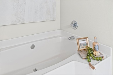 Welcome home to the winning combination of warmth, style, and - photo 27