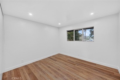 Welcome to Huntington Harbour! Located in the prestigious - photo 31