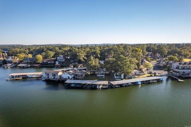 Lake Living Made Easy! Conveniently located just minutes from - photo 32