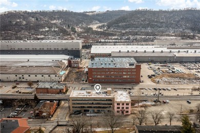 This versatile 40,000 square foot Office/Flex building offers a - photo 4