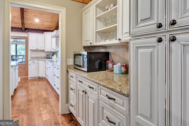 4Bedroom Lakefront Home with rustic charm & modern finishes. - photo 35
