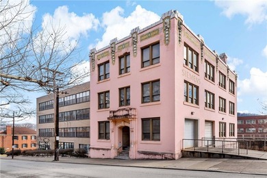 This versatile 40,000 square foot Office/Flex building offers a - photo 6