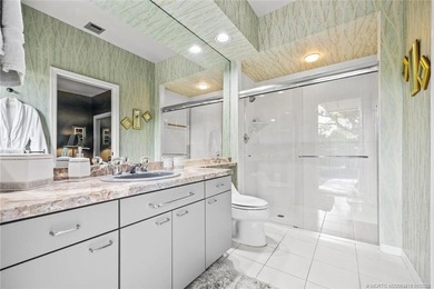 A truly exceptional offering within a secure gated enclave - photo 38