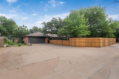 Prime location near MSU & Sikes Lake, with a convenient commute - photo 40