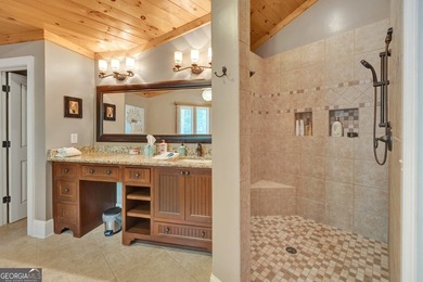 4Bedroom Lakefront Home with rustic charm & modern finishes. - photo 43