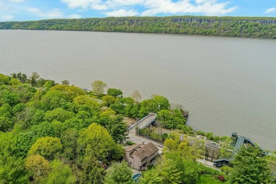 Exclusive New Listing Majestic Hudson River Views: Modern & - photo 6