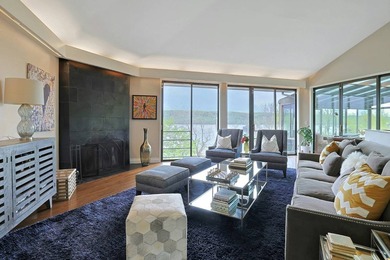 Exclusive New Listing Majestic Hudson River Views: Modern & - photo 9