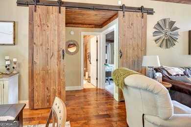 4Bedroom Lakefront Home with rustic charm & modern finishes. - photo 51