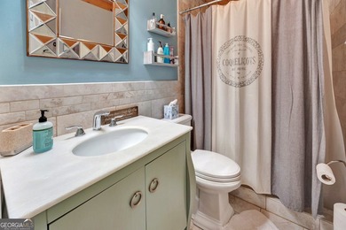 4Bedroom Lakefront Home with rustic charm & modern finishes. - photo 54