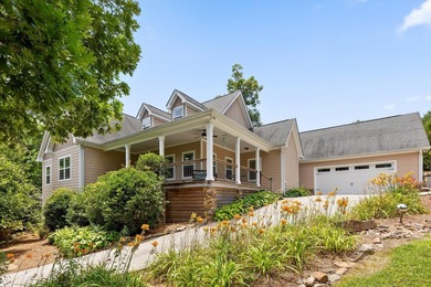 (private lake, pond, coastal) Home For Sale in Ringgold Georgia
