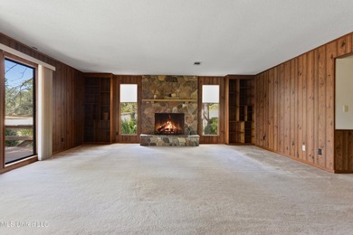 Wow, golf course home on two lots with 367.4 feet on the Pine - photo 2