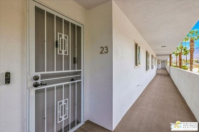 Welcome to Canyon View Condos, an architecturally significant - photo 2