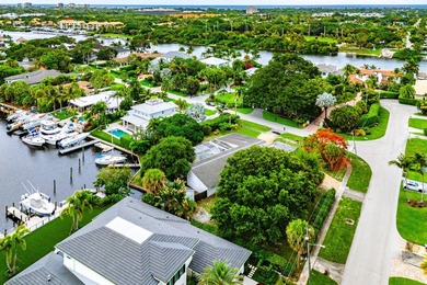 A rare deep-water waterfront offering in the exclusive Maheu - photo 7