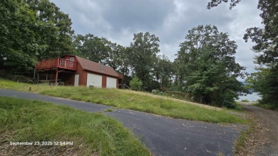 Lake Home For Sale in Clinton, Arkansas