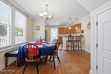 Charming historic 4BR/3BA home surrounded by Spanish moss-draped - photo 6