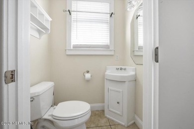Charming historic 4BR/3BA home surrounded by Spanish moss-draped - photo 8