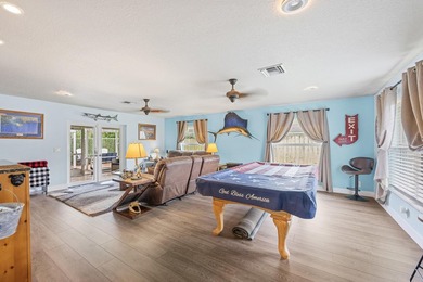 Welcome to 128 Banyan Circle, a meticulously maintained - photo 9