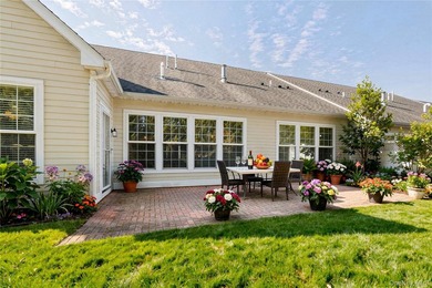 Experience luxurious, easy resort-style living at Westhampton - photo 18