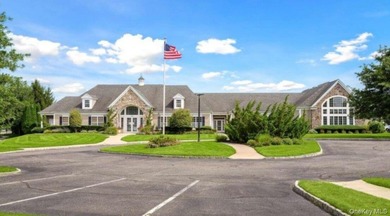 Experience luxurious, easy resort-style living at Westhampton - photo 20