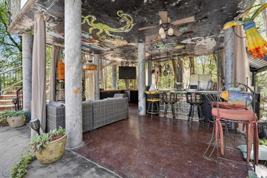 Spacious 5 bedroom, 3 full + 2 half bath home with 4,036 sq ft - photo 32