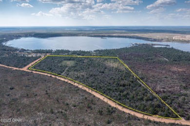 Lake Acreage For Sale in Chipley, Florida
