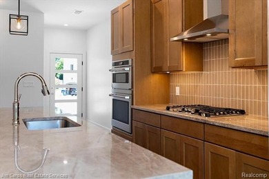 Luxury new construction waterfront homes offering single level - photo 11