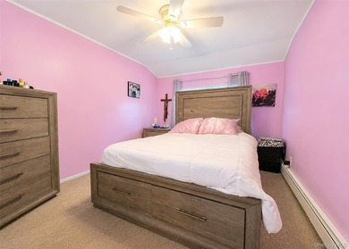 **Desirable Hamlet of Sayville!** Welcome to this beautifully - photo 14