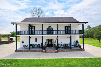 (private lake, pond, coastal) Home For Sale in Seminary Mississippi