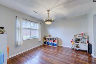 Welcome home to this beautifully maintained 4 bedroom, 2.5 - photo 5