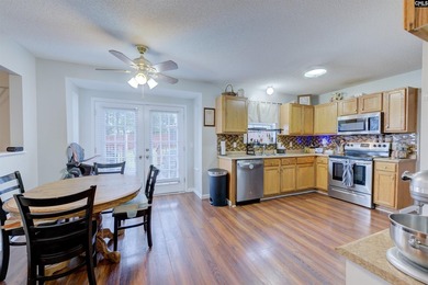 Welcome home to this beautifully maintained 4 bedroom, 2.5 - photo 6