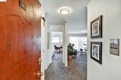Here is the Oakland pied-a-terre you have been looking for - photo 7
