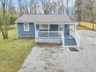 (private lake, pond, creek) Home For Sale in Columbus Ohio