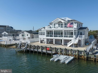 Amherst Waters... Situated on an oversized 90' x 100' parcel on - photo 2